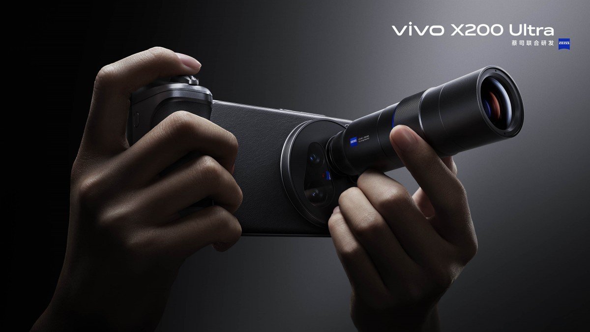 vivo X200 Ultra is getting an add-on zoom lens